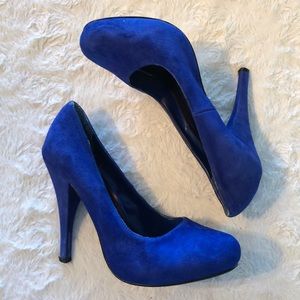 Blue Suede Pumps
